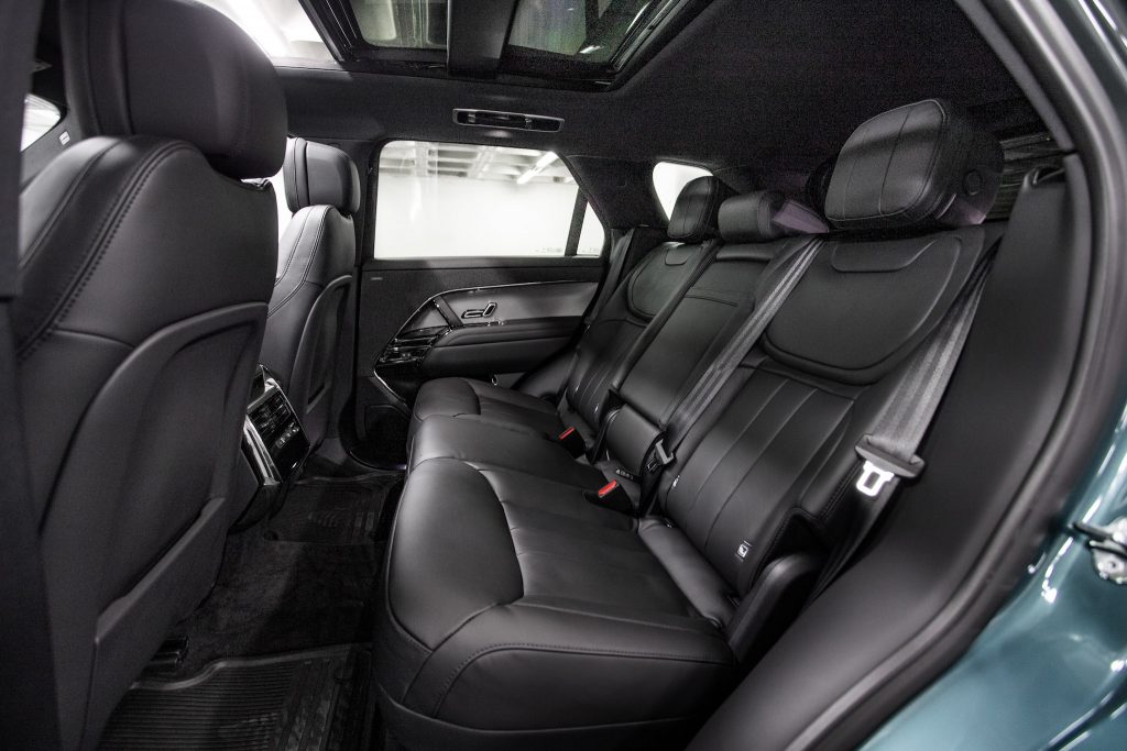 Range Rover Hire Ibiza - Interior 2