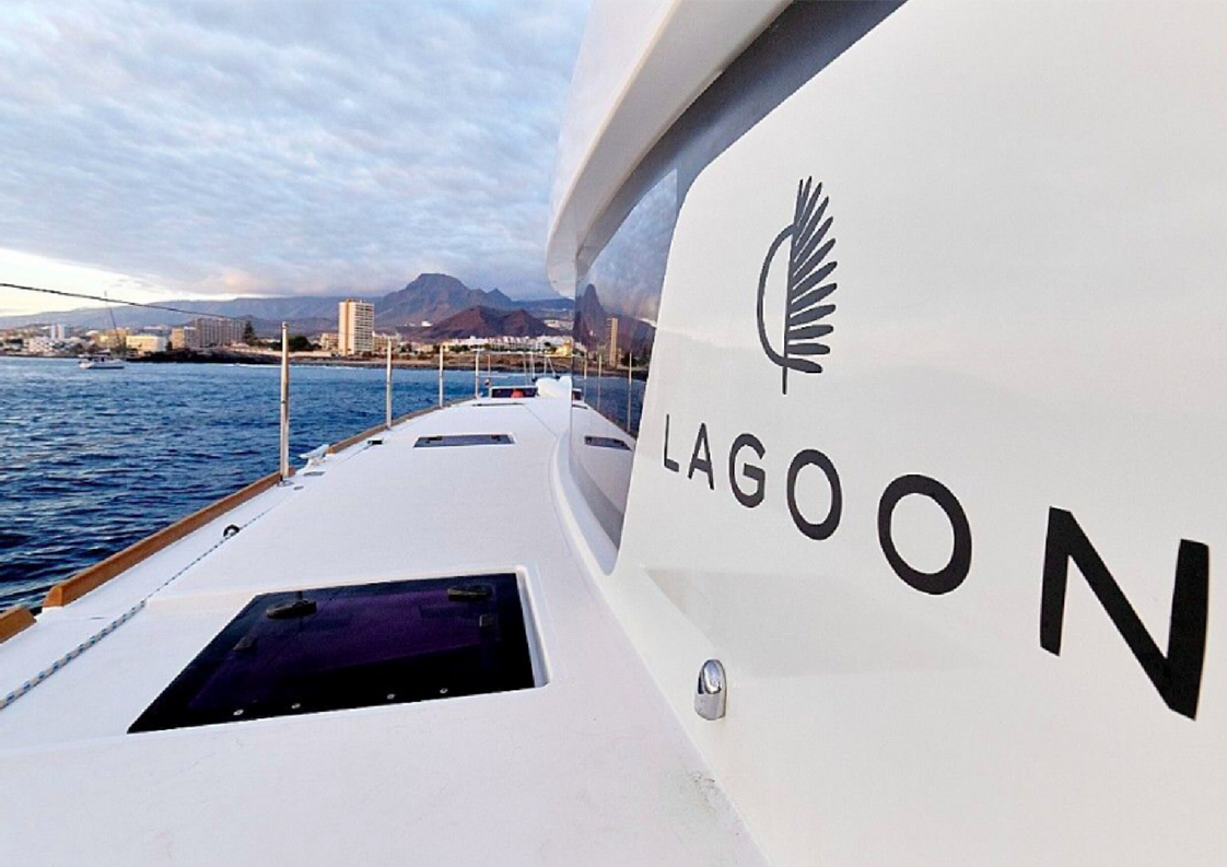 Luxury Yacht Charter Ibiza Lagoon 52F Catamaran